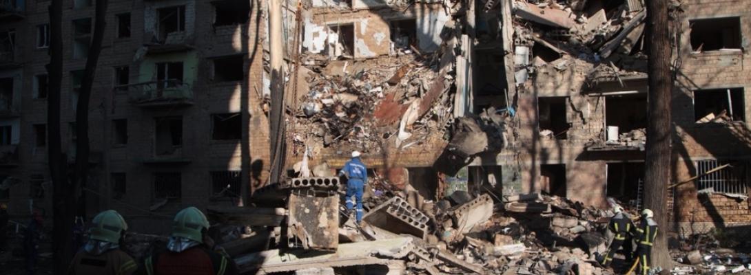 Кривава ніч у Києві! Російські терористи били по мирних: місто у вогні, є загиблі