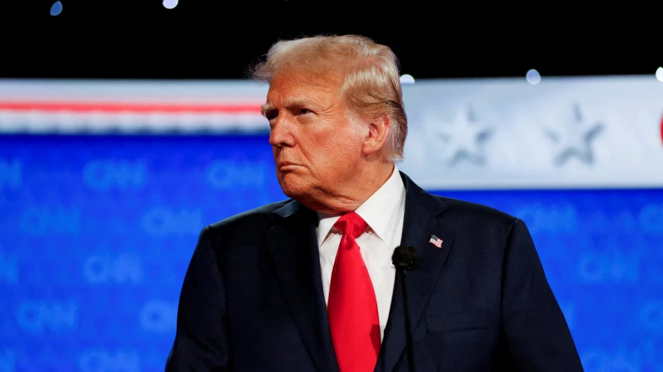 Фейкові ЗМІ чи фейковий президент? Трамп жорстко накинувся на CNN і NYT через Іран!