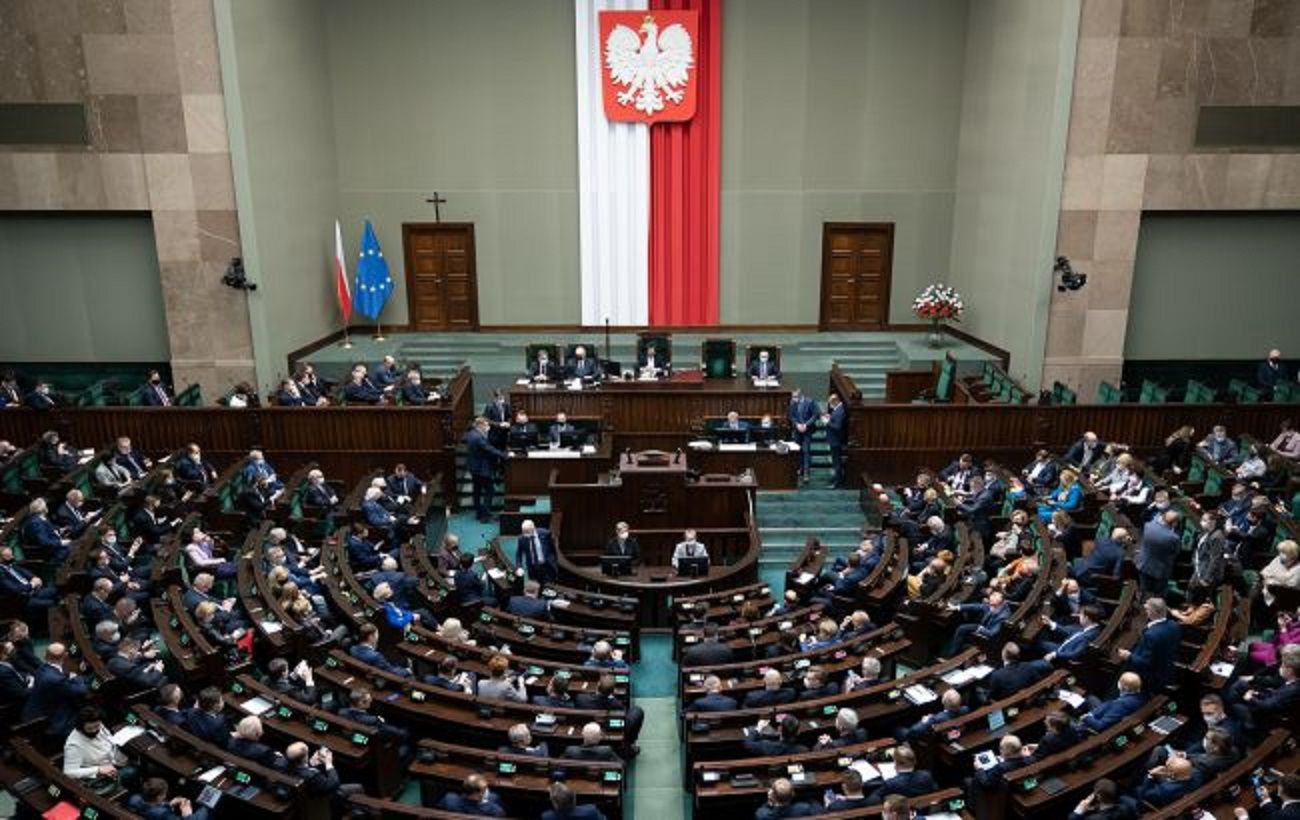 Польща виходить з Оттавської конвенції про заборону протипіхотних мін: подробиці