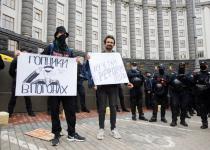 Країна рухається до демократії чи авторитаризму: думки українців розділилися