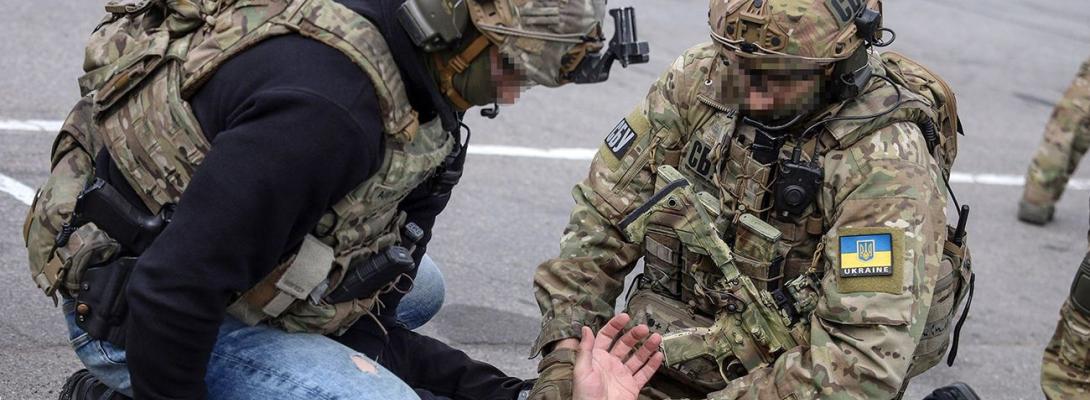 Затримано двох зрадниць, які планували теракти у Полтаві та Дніпрі — деталі від  СБУ