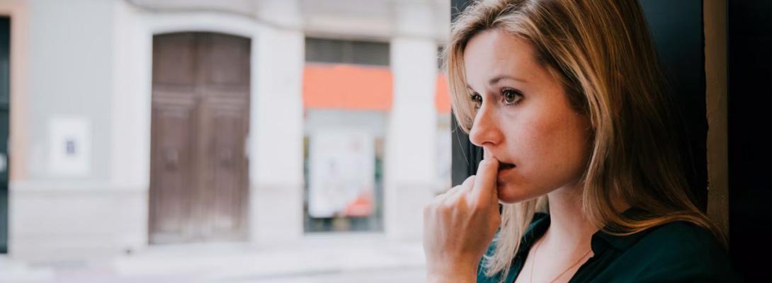 Чи є у вас депресія? Хто в зоні ризику і чому це не завжди очевидно: пояснює психіатр
