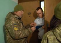 Мобілізація заходить занадто далеко: Шокуючі подробиці нових рейдів по домівках