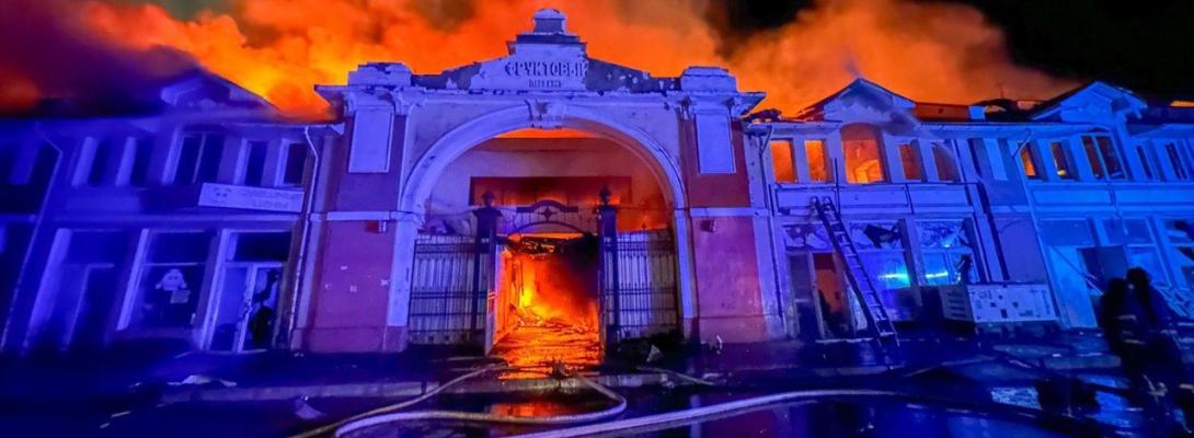 Пекло в Одесі! Ворожі дрони знищили будинки і архітектурні пам’ятки: шокуючі кадри
