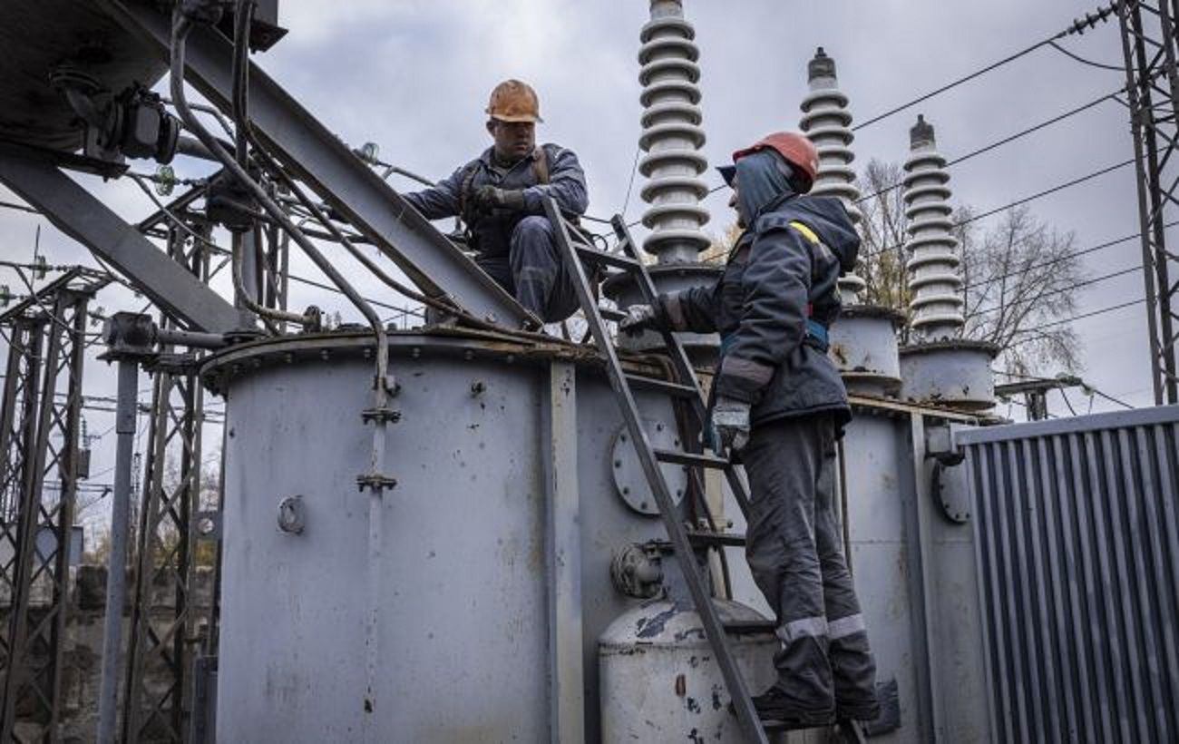 Російські терористи масовано атакувала ТЕС в Україні: що заявили у Міненерго