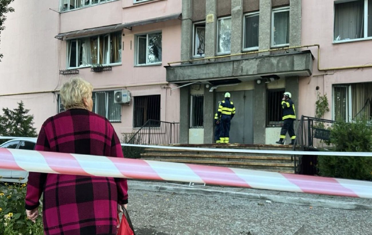 Російські терористи вдарили по Черкасах ракетами зі шрапнеллю: що відомо?