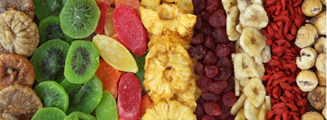Продукти, які можна спокійно їсти перед сном, не порушуючи режиму харчування