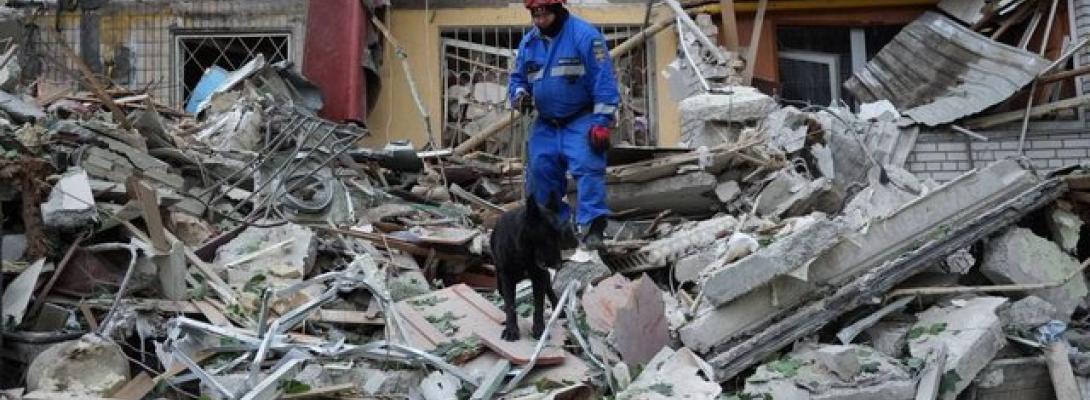 Кривава ніч у Києві: російські дрони і ракети вдарили по мирних жителях, є загиблі