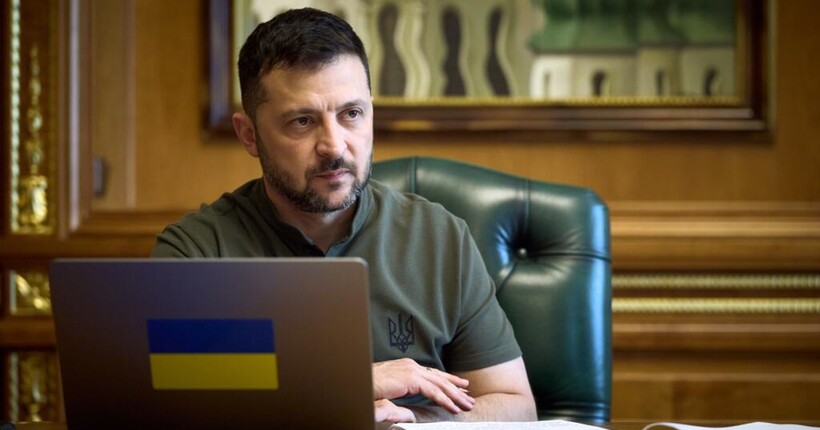 Зеленський виступив із заявою про завершення війни: що приховують офіційні джерела?