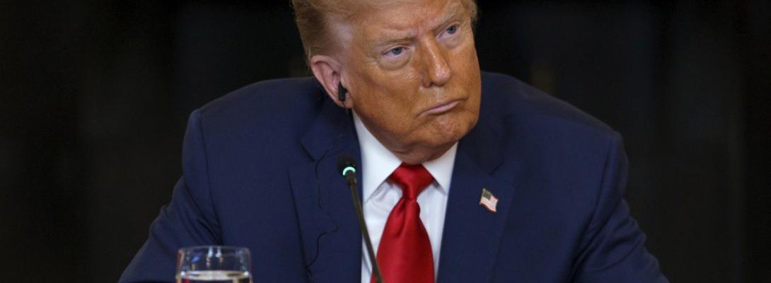 Індія догралась: Трамп накладає жорстке мито за купівлю російської нафти!
