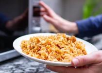 Варто знати кожному! Три продукти, які після повторного розігрівання стають токсичними