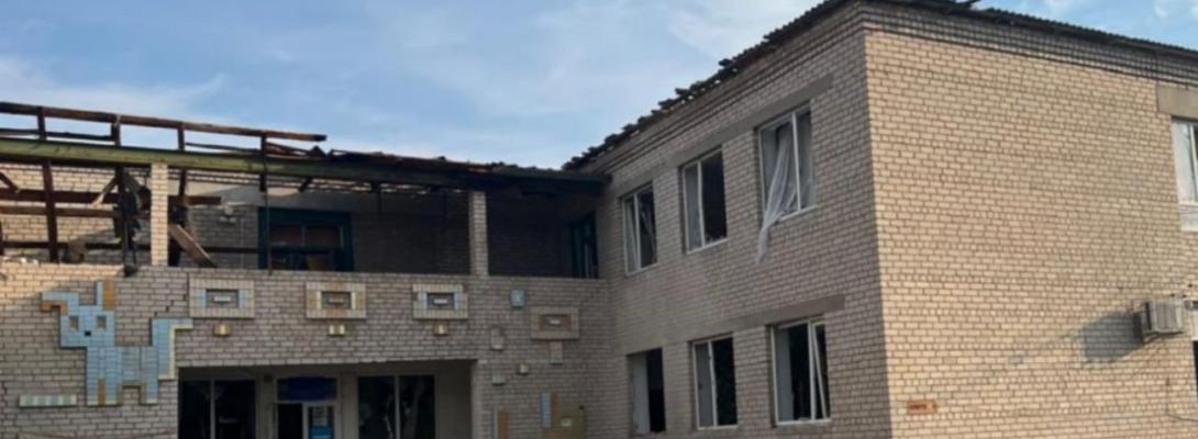 З’явились нові фото руйнівних наслідків обстрілів Дніпропетровщини: подробиці
