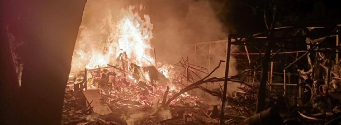 Сумщина у вогні! Ворог вдарив по багатоповерхівках і школах: моторошні кадри