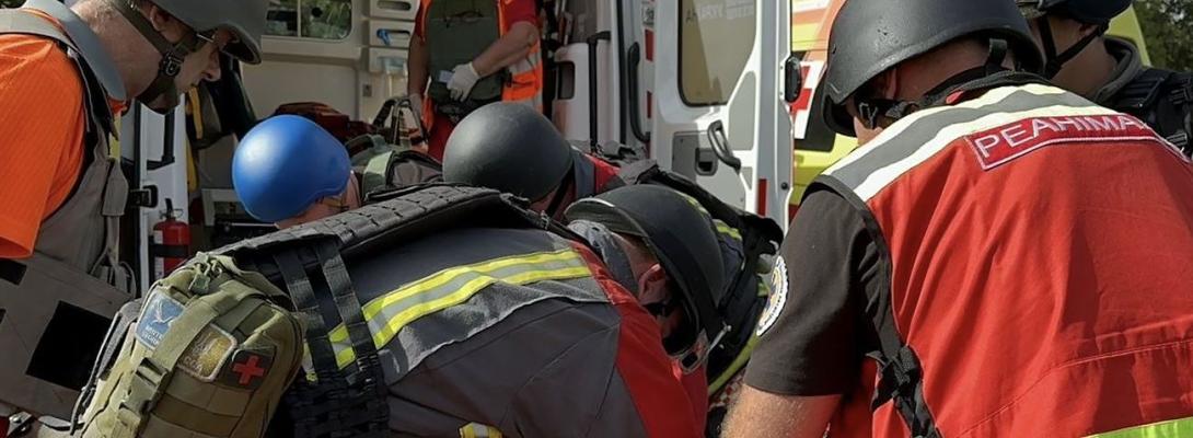 Російські терористи скинули вибухівку на авто в Херсонській області: загинули люди