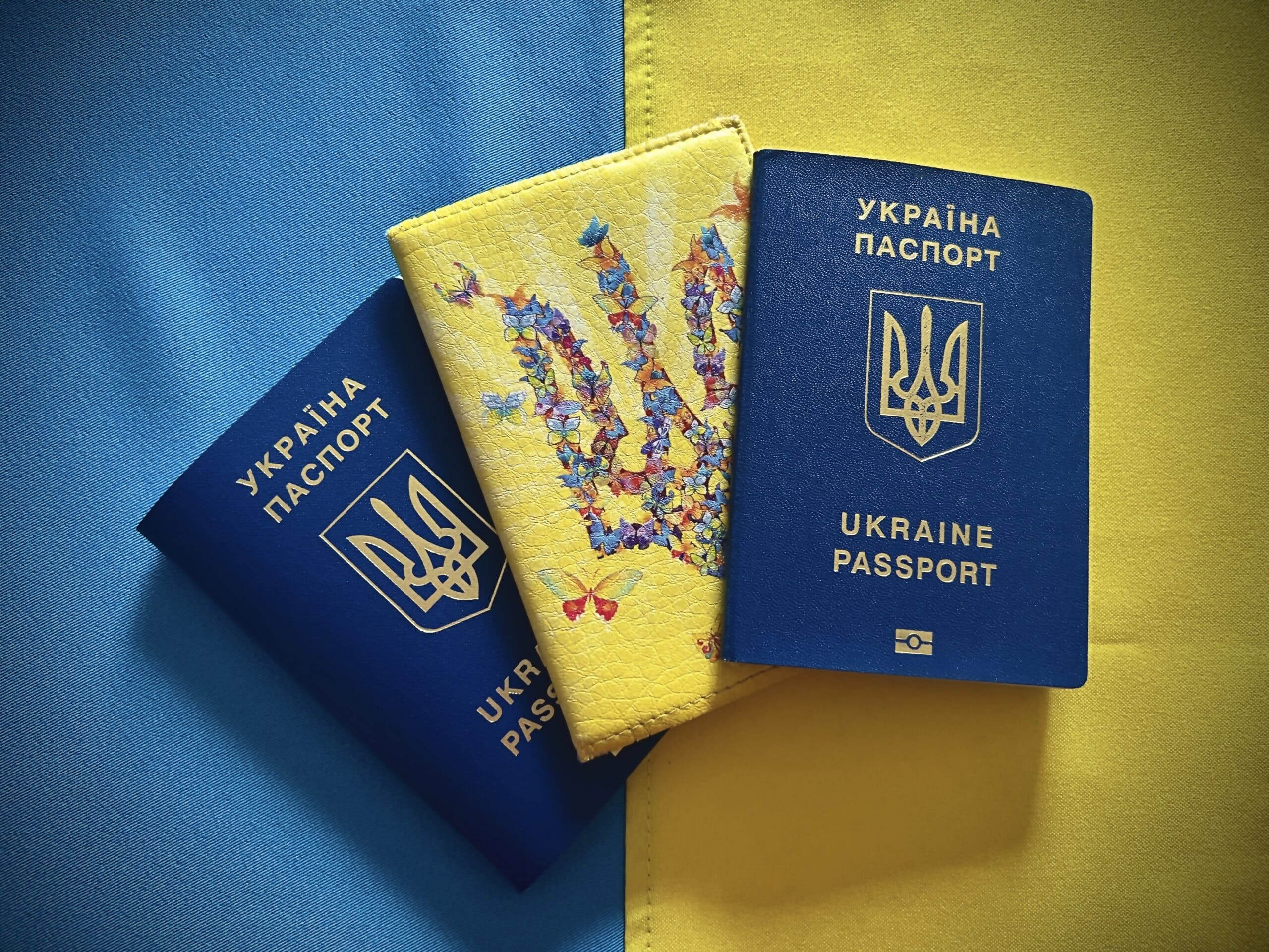 Терміново! Твій український паспорт може бути недійсним у США: Чому і що робити?