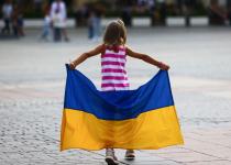 Чи буде Україна процвітаючою країною в складі ЄС: що показують опитування КМІС