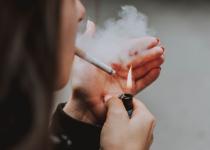 Куріння виявилось корисним для певної категорії хворих: несподіваний ефект