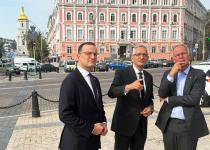 Лідери коаліційних фракцій Німеччини прибули до Києва: обговорять гарантії безпеки