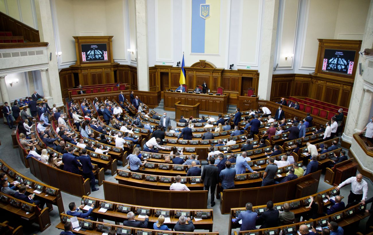 Рада відновить прямі трансляції засідань через зміну безпекової ситуації: подробиці