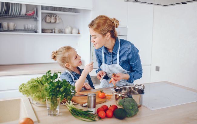 8 продуктів, які підтримують пам’ять, настрій і сон школярів: експертні поради