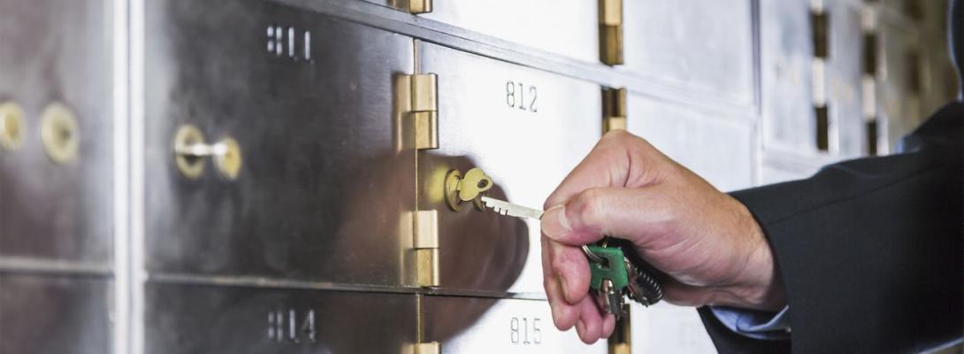 Зняти напругу: Мінфін та НБУ змінили проєкт про реєстр банківських рахунків та сейфів