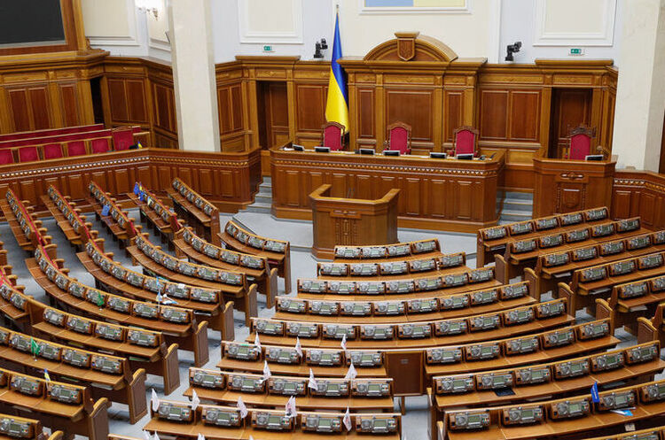 СЗЧ стає кримінальним злочином? Рада ухвалила закон, який приховували від громадськості