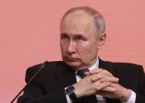 Російський диктатор заперечує стагнацію російської економіки, про яку заявили банкіри