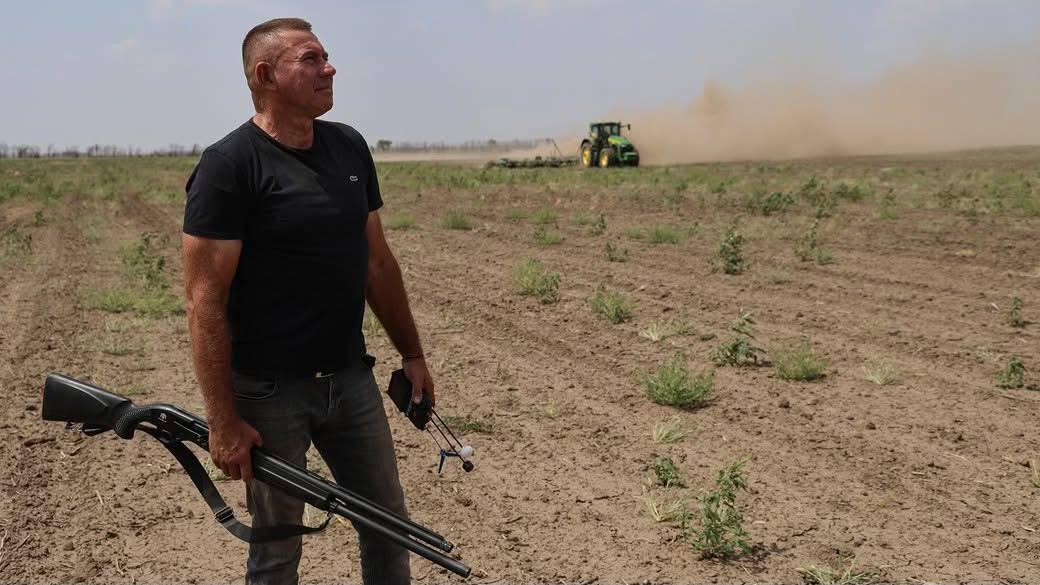 Трагічна смерть на Херсонщині: окупанти вбили фермера-героя, що боронив поля від дронів