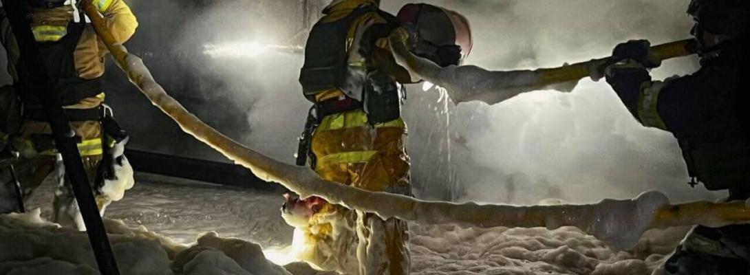 Села без газу, пожежа на підприємстві: з'явилися деталі російської атаки на Київщину