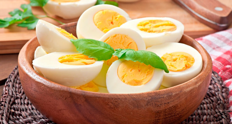 Як доступний білковий продукт допомагає спалювати жир на животі: нове дослідження