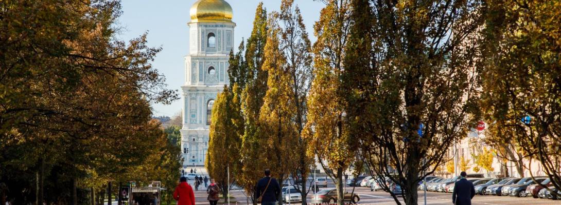 Синоптики оголосили про початок осені в Києві: місто готується до похолодання