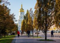 Синоптики оголосили про початок осені в Києві: місто готується до похолодання
