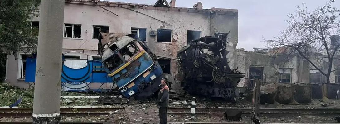Ніч жаху! Російські ракети вдарили по Одесі, депо зруйноване, машиніст дивом вижив