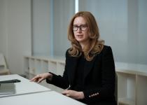 Підласа пояснила, як високий прогноз курсу долара вплине на доходи бюджету