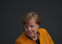 У Литві розкритикували Меркель за виправдання путіна та його агресії: що відомо