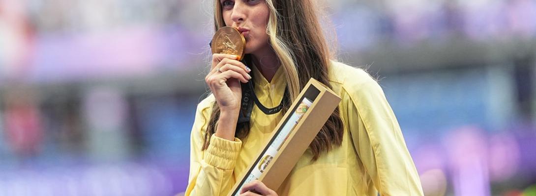 Скільки українським олімпійцям платять за медалі: названо суми грошових винагород
