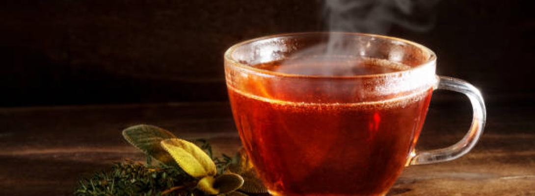 Нові дослідження доводять: чай не здатен зменшити шкоду від куріння та алкоголю