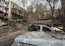 Жахлива ніч у Києві: дрони знову били по житлових кварталах, постраждали мирні жителі