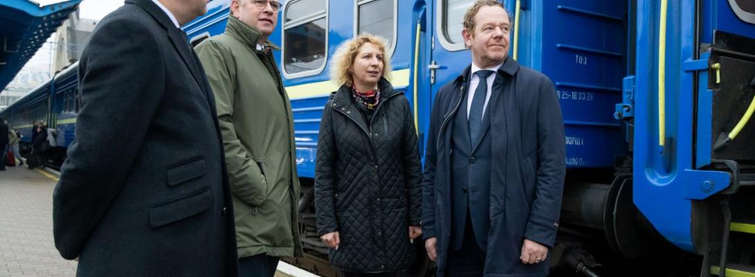 До Києва прибув глава МЗС Нідерландів: що відомо про його візит та подальшу співпрацю