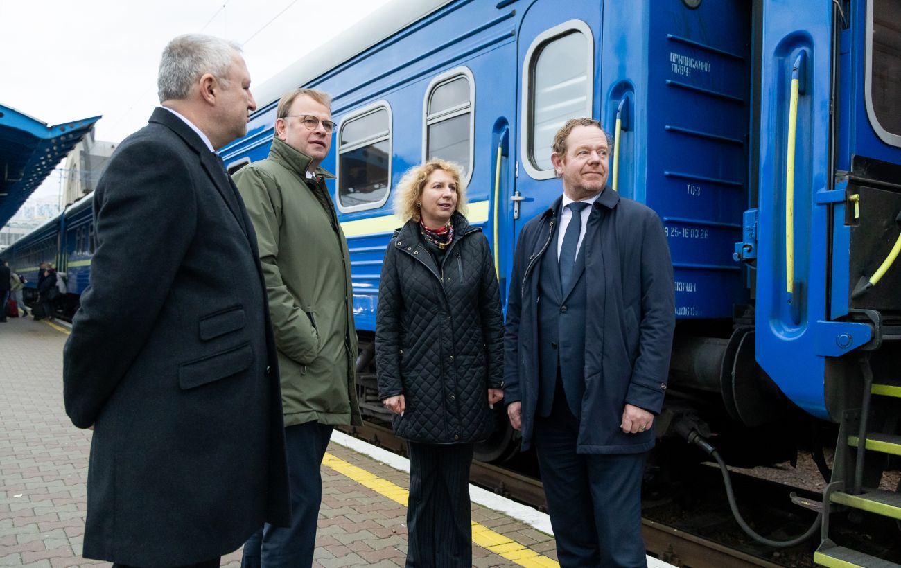 До Києва прибув глава МЗС Нідерландів: що відомо про його візит та подальшу співпрацю