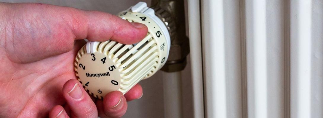 На Львівщині розпочався опалювальний сезон: тепло вже подали у 99% громад