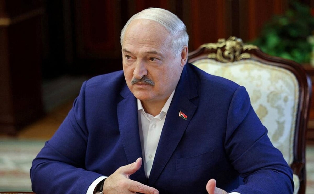 Лукашенко в істериці! Білоруський диктатор відкрито погрожує Європі ударом “Орєшніка”