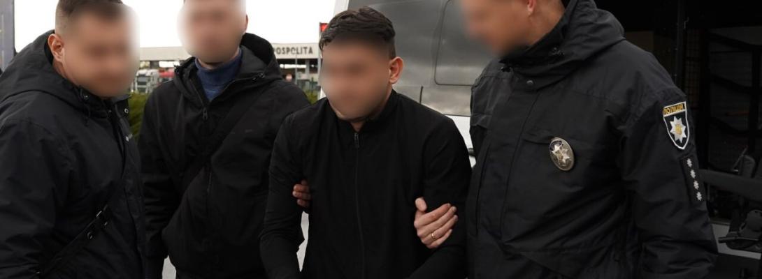 Схема на крові: з Вірменії екстрадували ватажка банди, що ошукала військових на мільйони