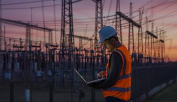 Ворог атакував енергетику трьох областей: яка ситуація в Україні зі світлом зараз