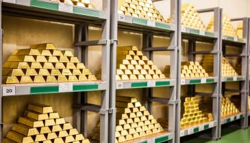 Ціни на золото пішли вгору: жовтий метал досяг найвищої позначки за останні три тижні