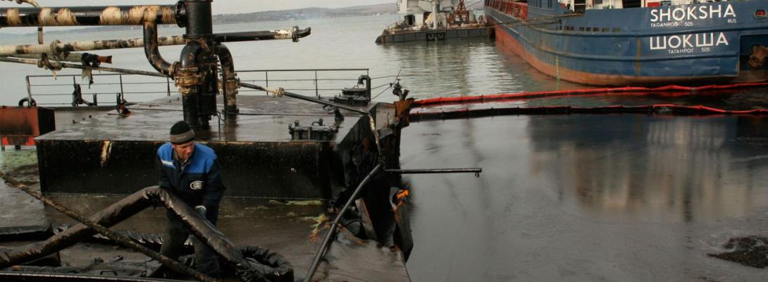 Російська нафта рекордно знецінилася після санкцій США: що відбувається на ринку