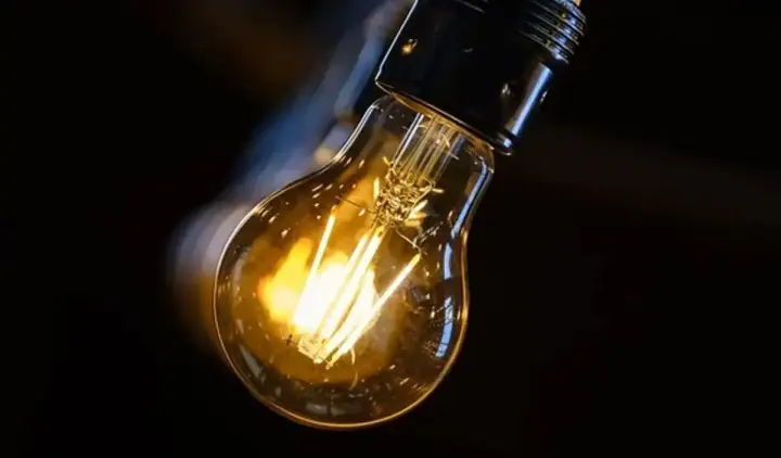 Почалося! Масштабні відключення по всій Україні: нові графіки шокували українців