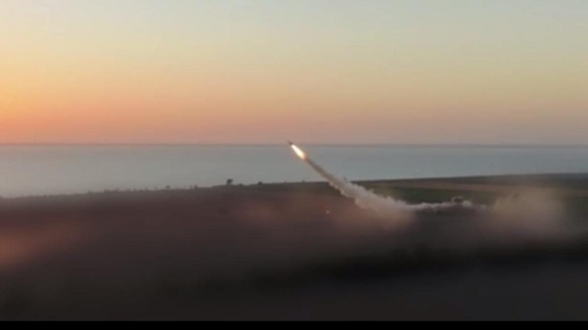 Вперше! Ракети "Фламінго" рознесли ворожі нафтобази та знищили пункти управління