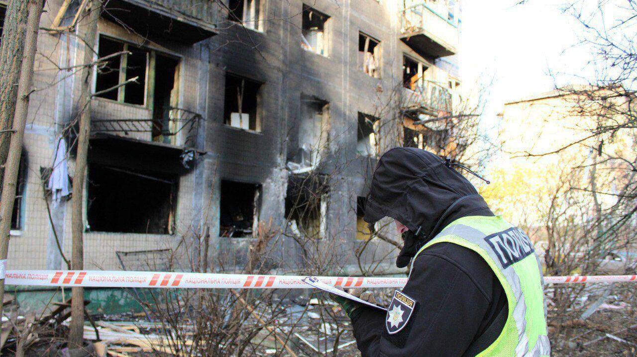 Кривава ніч у Києві: ракети вдарили по житлових кварталах: є загиблі, десятки поранених