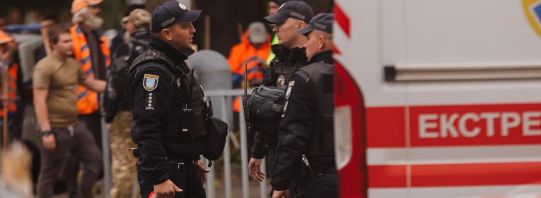 Уламки "Іскандера" пошкодили посольство Азербайджану в Києві: перші подробиці